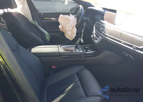 2021 BMW 740I из США, поврежденный, VIN WBA7T2C06MCF16493